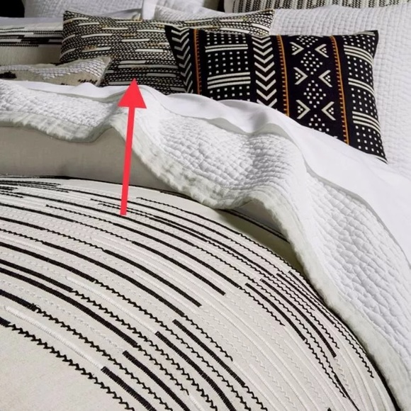 Hotel Collection Global Stripe Linen 22” Square Decorative Pillow - Picture 4 of 7